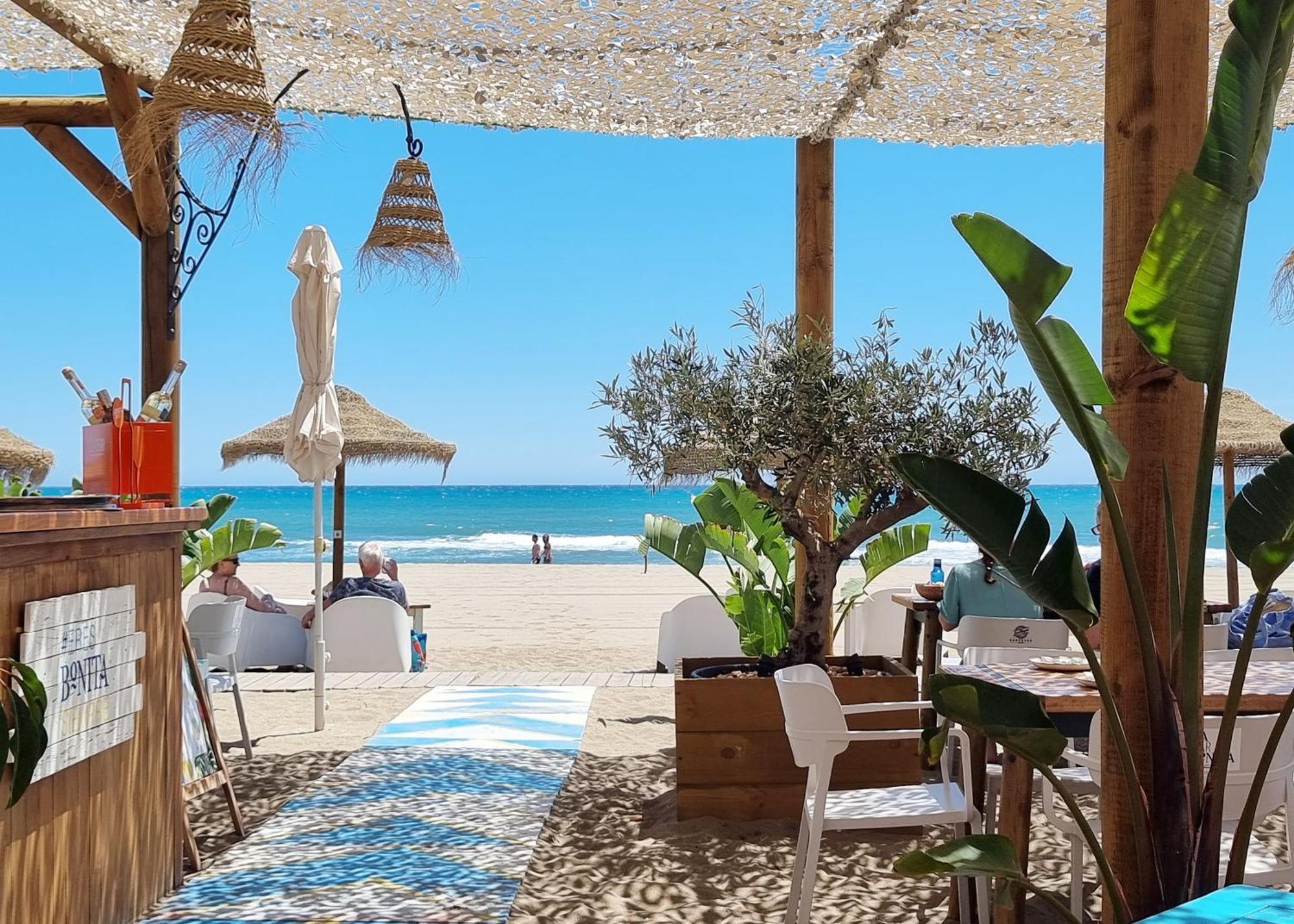 Tinoko Apartament In La Carihuela Beach ตอร์เรโมลิโนส ภายนอก รูปภาพ