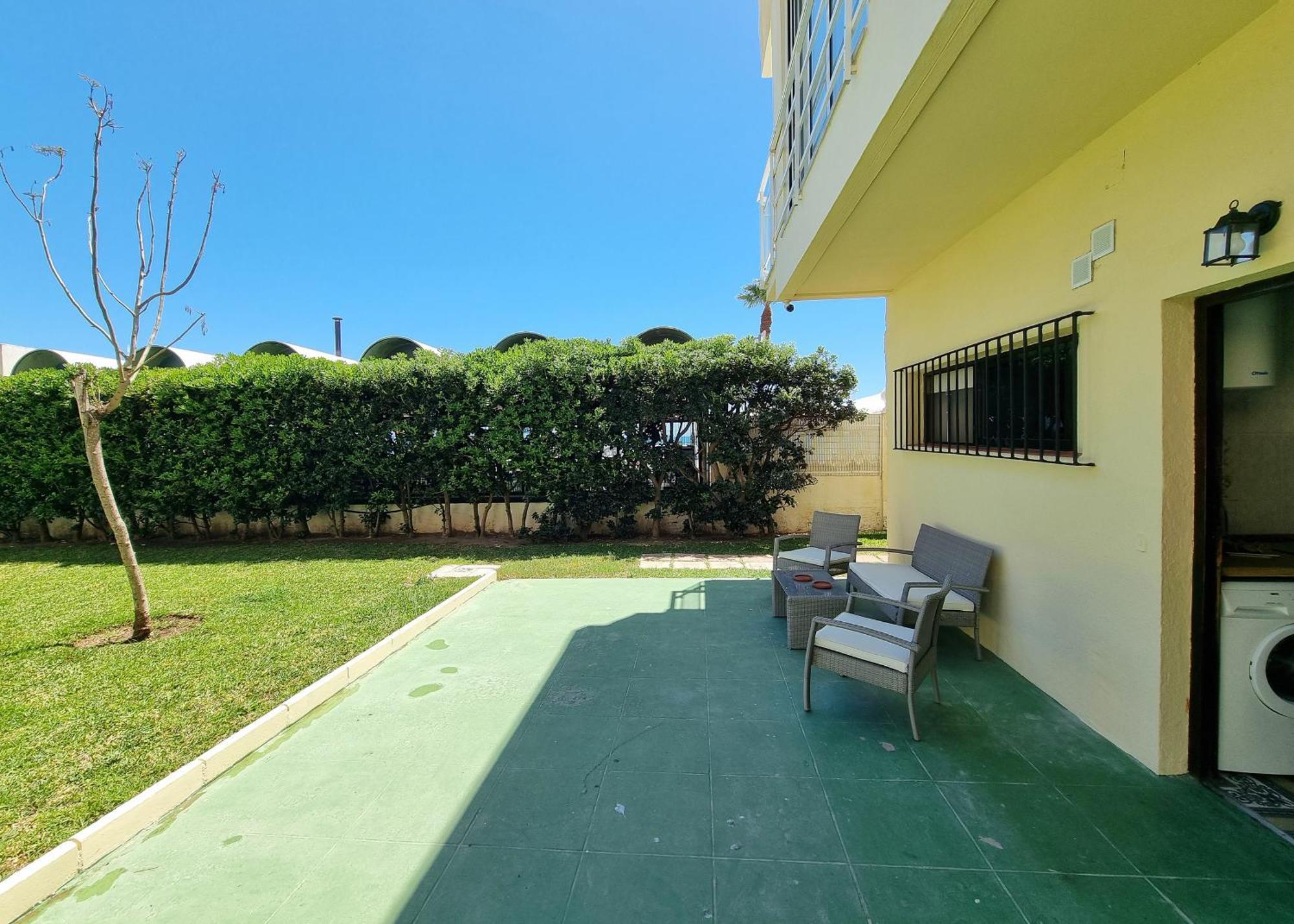 Tinoko Apartament In La Carihuela Beach ตอร์เรโมลิโนส ภายนอก รูปภาพ
