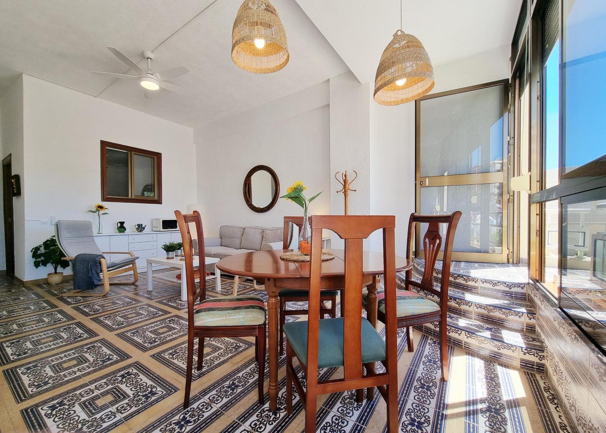 Tinoko Apartament In La Carihuela Beach ตอร์เรโมลิโนส ภายนอก รูปภาพ