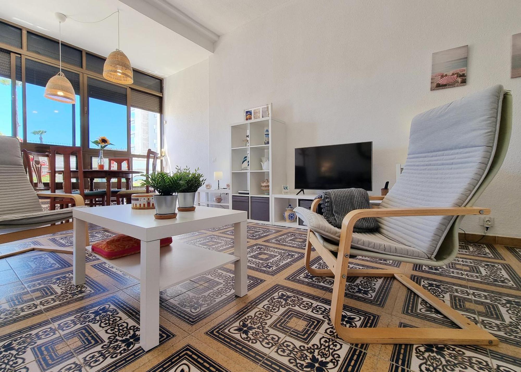 Tinoko Apartament In La Carihuela Beach ตอร์เรโมลิโนส ภายนอก รูปภาพ