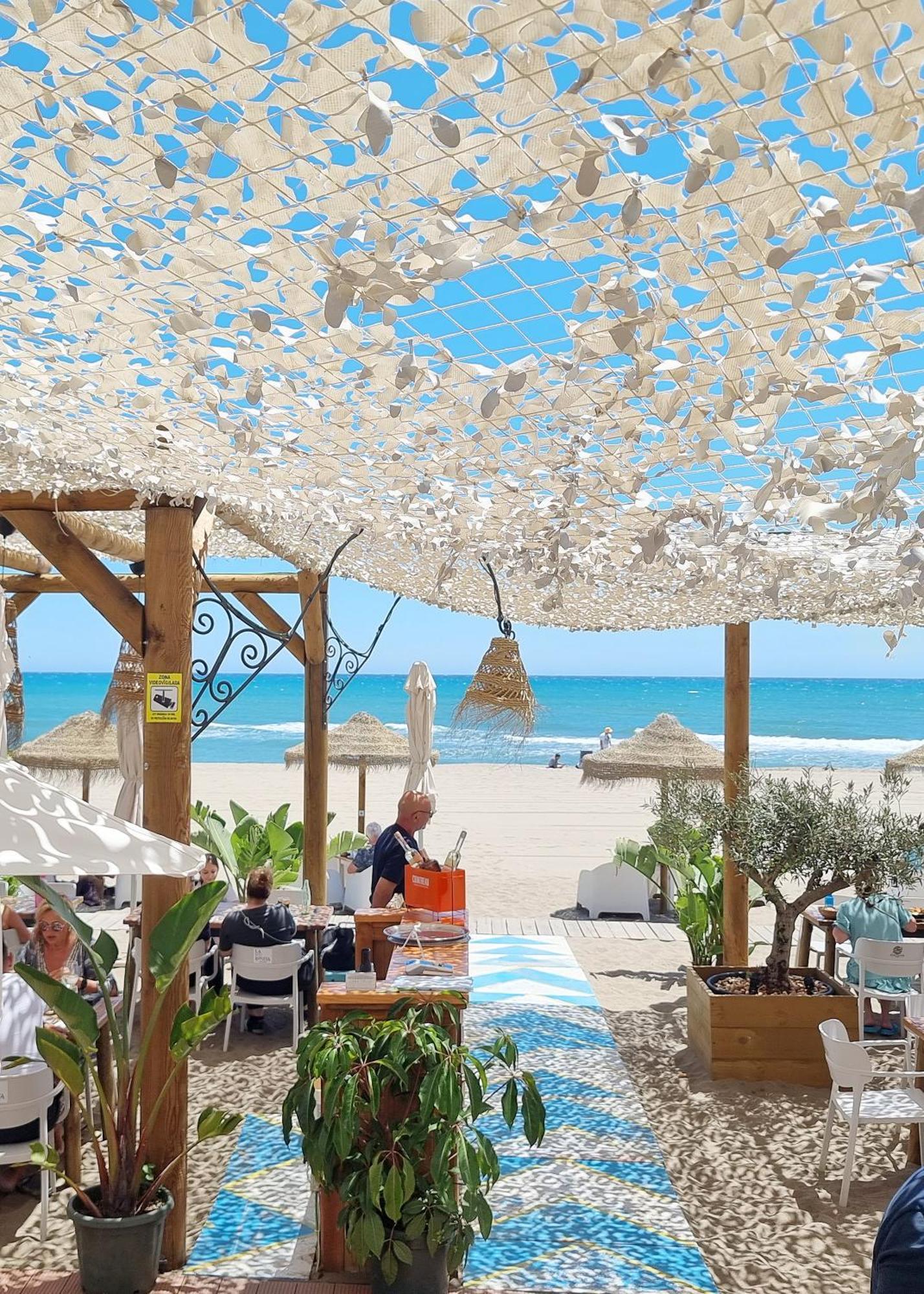 Tinoko Apartament In La Carihuela Beach ตอร์เรโมลิโนส ภายนอก รูปภาพ